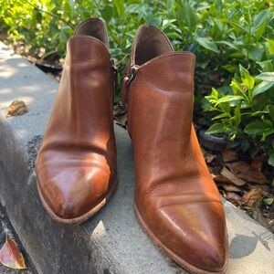 Frye Reed Shootie Cognac Leather Ankle Booties